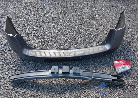 2015 Honda Odyssey Lx z USA, uszkodzony, nr VIN 5FNRL5H22FB131670